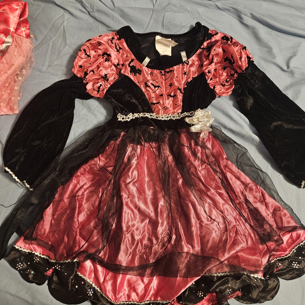 Costumes for Girls